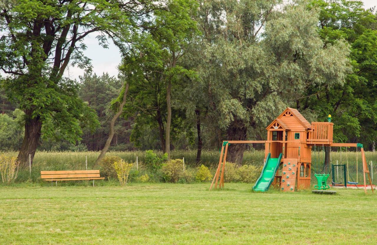 ז'נין Brzezina Resort - Wille מראה חיצוני תמונה